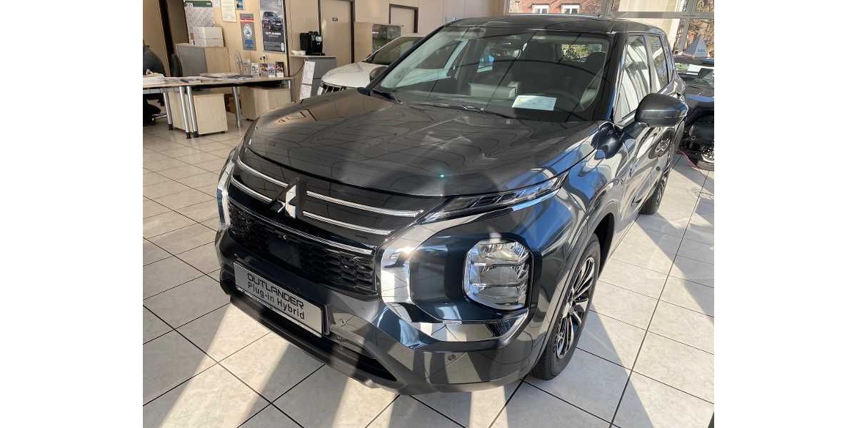 Mitsubishi Outlander 3.000 km 45.900 &euro; Straubenhardt-Ottenhausen 75334