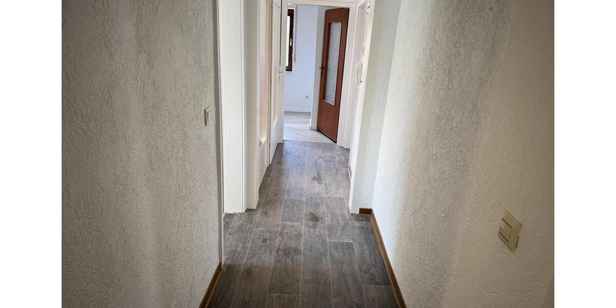 Etagenwohnung Pfinztal - 3.5 Zimmer, 86 m&sup2;, 1.100&euro; | Angebot:26429211