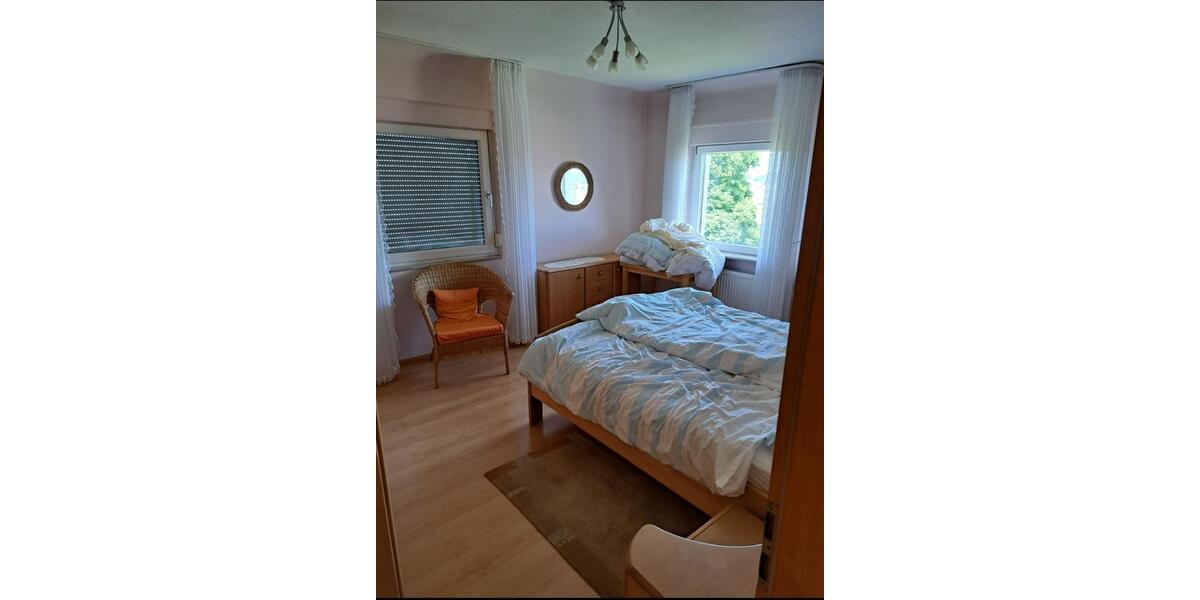 Doppelhaushälfte Mühlacker - 5 Zimmer, 115 m&sup2;, 1.400&euro; | Angebot:26128219