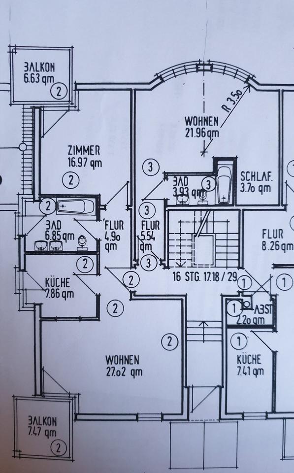 2 Zi-Wohn. (Erweiterung zur 3 Zi-Wohnung (100 qm) möglich)