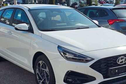 Hyundai i30 11.162 km 17.950 &euro; Leonberg 71229