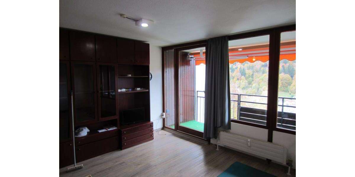 Wohnung zum Kaufen in Bad Herrenalb 83.000 € 38 m² 1 zimmer