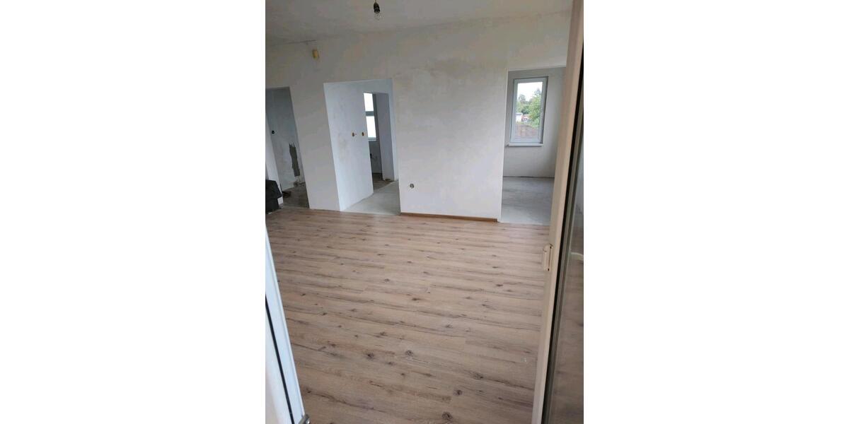 Etagenwohnung Mühlacker - 4 Zimmer, 125 m&sup2;, 55.000&euro; | Angebot:27254240