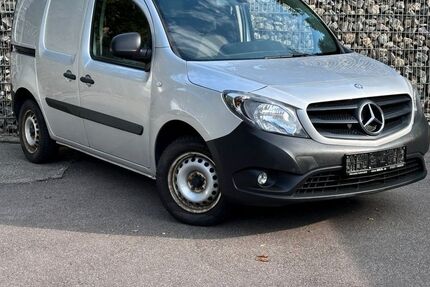 Mercedes-Benz Citan 186.036 km 7.850 &euro; Sindelfingen 71065