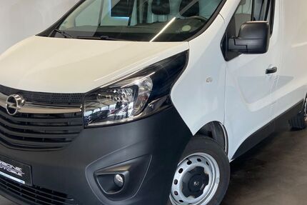 Opel Vivaro 53.729 km 14.590 € Bretten 75015