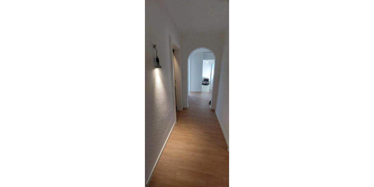 Etagenwohnung Gerlingen - 3 Zimmer, 77 m&sup2;, 1.475&euro; | Angebot:25641336