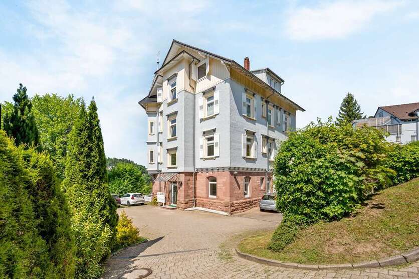 Wohnung zum Kaufen in Bad Herrenalb 710.000 € 226 m²