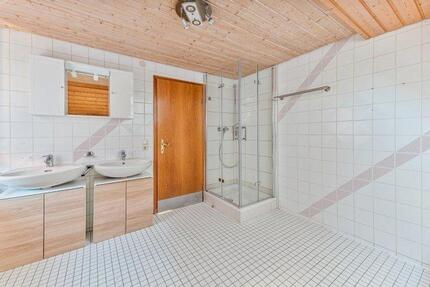 Wohnung Bad Wildbad - 4 Zimmer, 97 m&sup2;, 700&euro; | Angebot:26419039