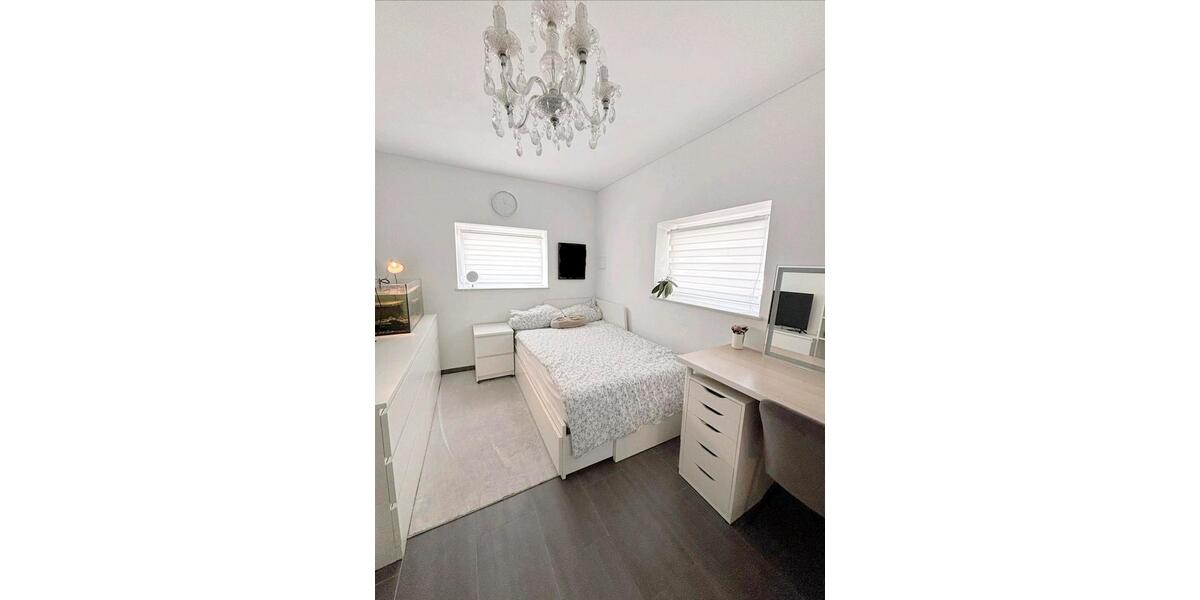 Doppelhaushälfte Grafenau - 6 Zimmer, 182 m&sup2;, 790.000&euro; | Angebot:26983992