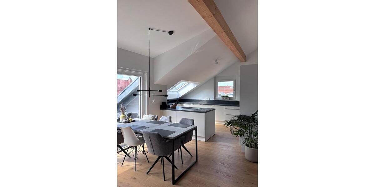Dachgeschoßwohnung Leonberg - 3 Zimmer, 95 m&sup2;, 610.000&euro; | Angebot:26987256