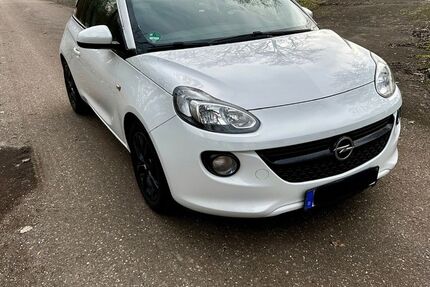 Opel Adam 68.180 km 8.500 &euro; Karlsruhe 76133