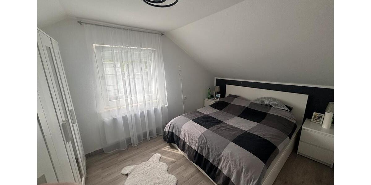 Einfamilienhaus Cleebronn - 7 Zimmer, 110 m&sup2;, 1.500&euro; | Angebot:26443632