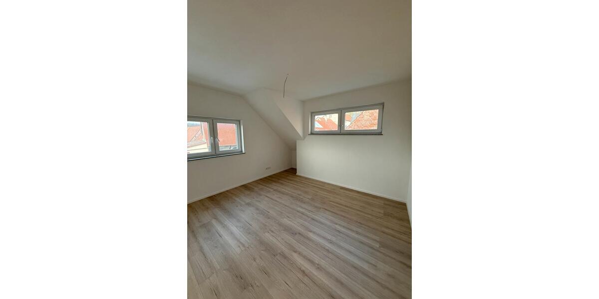 Etagenwohnung Calw - 3.5 Zimmer, 85 m&sup2;, 1.300&euro; | Angebot:25746064