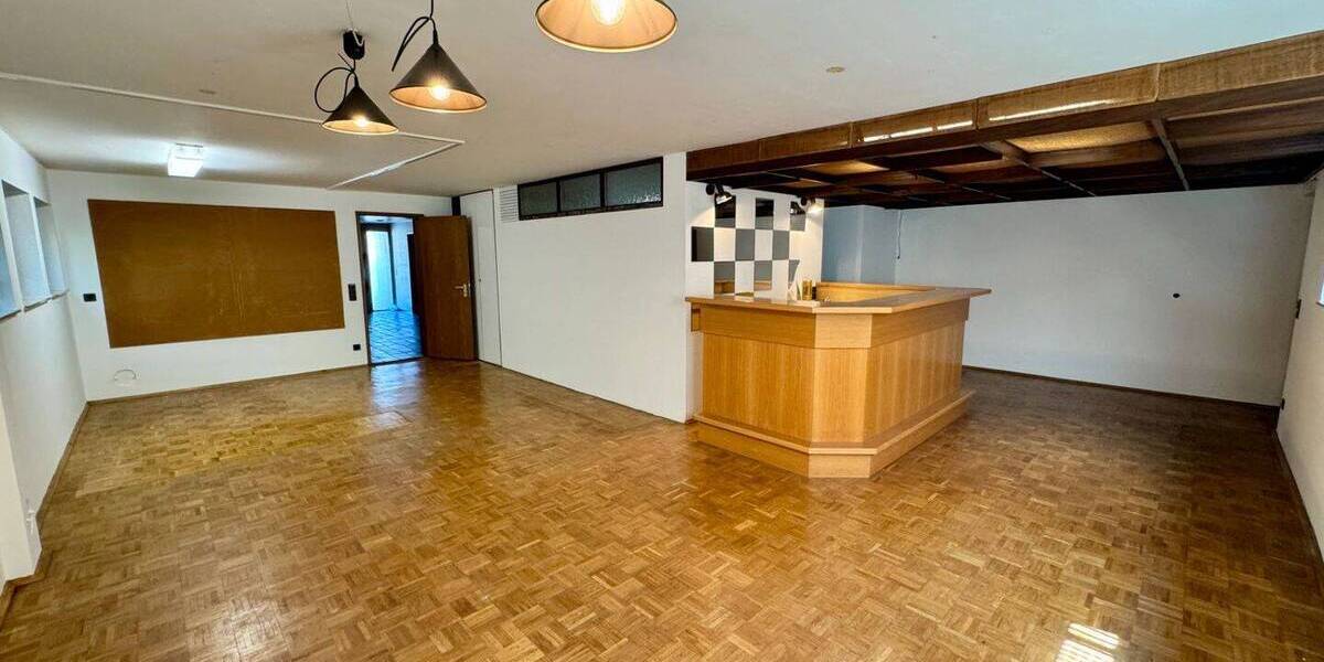 Einfamilienhaus Pforzheim Brötzingen - 8 Zimmer, 346 m&sup2;, 775.000&euro; | Angebot:26875233