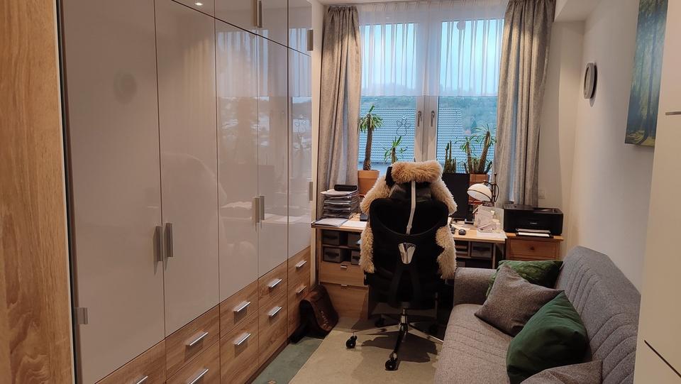 Große, top sanierte Wohnung in bevorzugter Lage von Pforzheim 3.5 zimmer