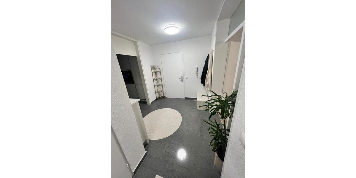 Etagenwohnung Leonberg - 3 Zimmer, 81 m&sup2;, 1.400&euro; | Angebot:26350182
