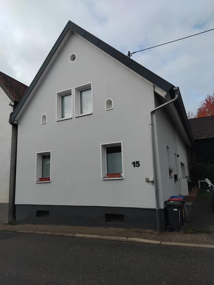 Kernsaniertes,charmantes Einfamilienhaus mit 7 Zimmern, Karlsruhe zimmer