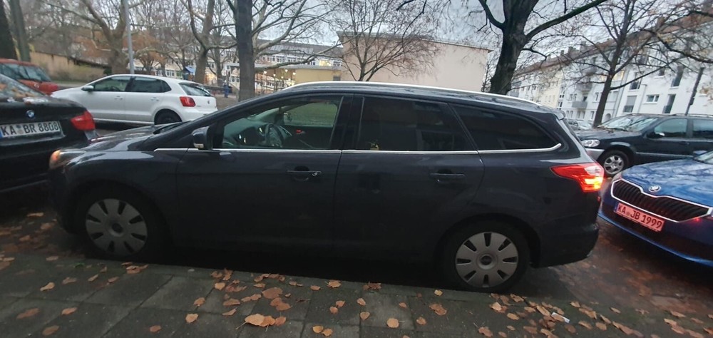 Ford Focus 224.500 km 4.100 &euro; Bruchsal 76646