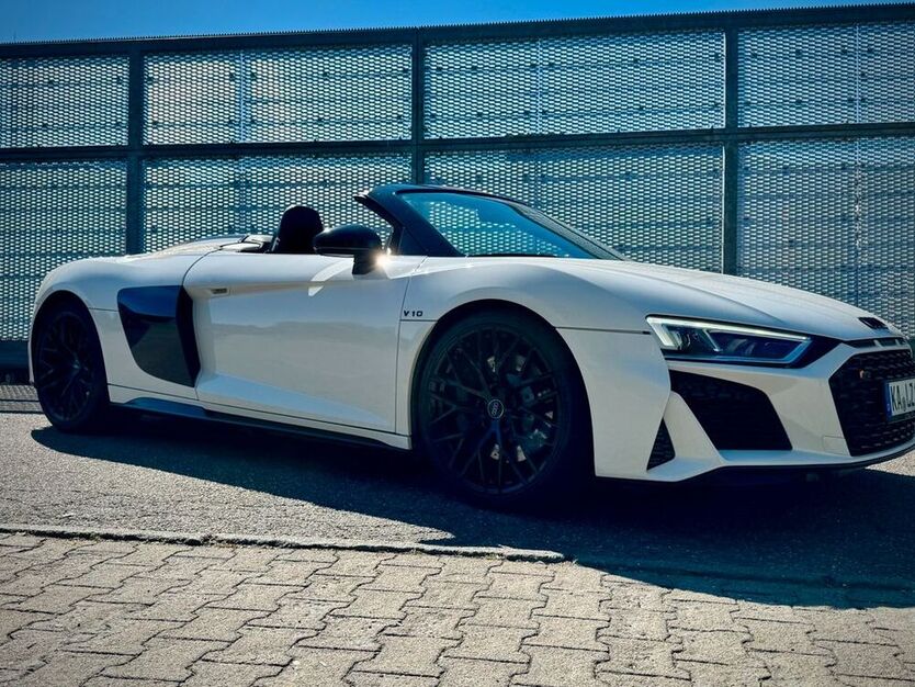 R8