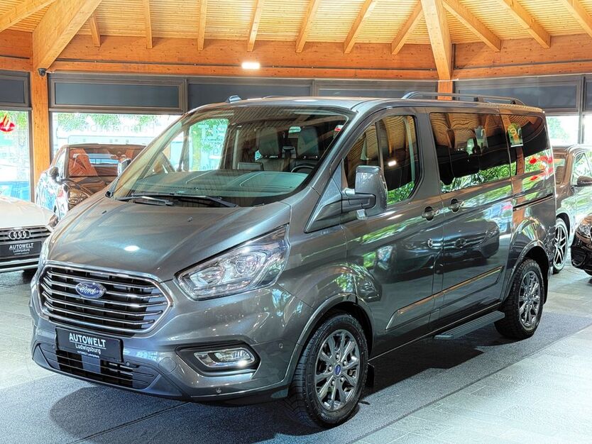 Ford Tourneo Custom 67.000 km 33.977 € Bietigheim-Bissingen 74321
