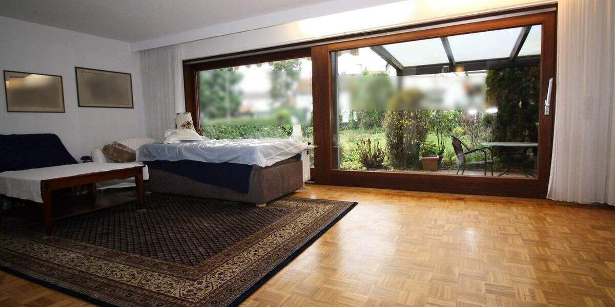 Viel Platz für Ihre Familie - sonnig, ruhig mit Garten und Garage 8 zimmer