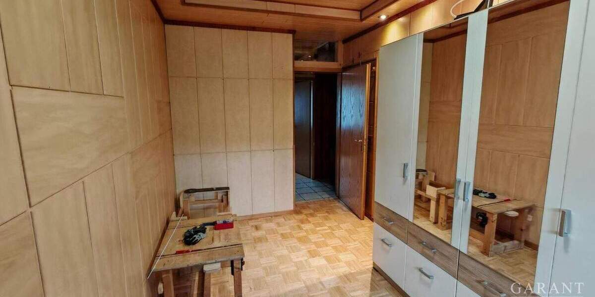 Etagenwohnung Pforzheim Eutingen - 4 Zimmer, 80 m&sup2;, 140.000&euro; | Angebot:25707672