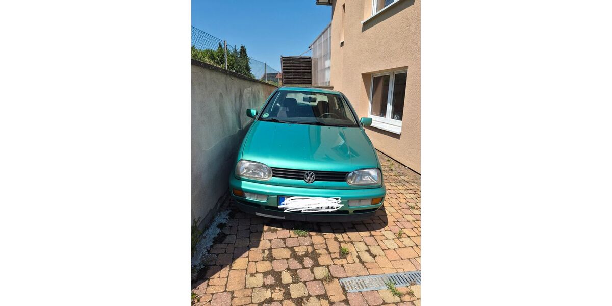 VW Golf 154.473 km 600 &euro; Maulbronn 75443