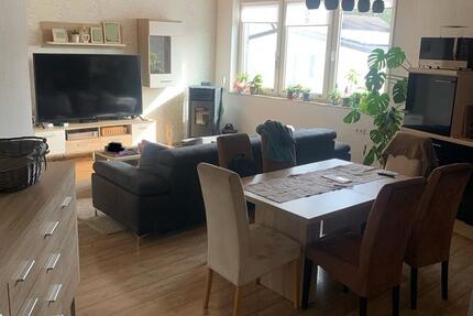 Wohnung Kraichtal - 7 Zimmer, 130 m&sup2;, 1.500&euro; | Angebot:24825692