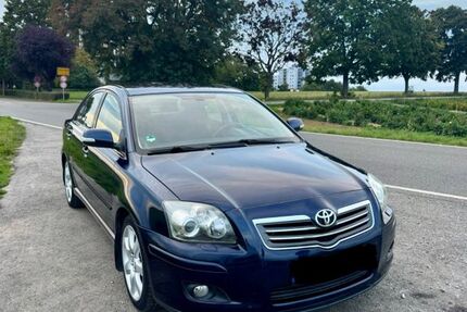 Toyota Avensis 169.000 km 5.500 € Stuttgart 70378