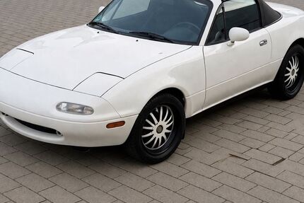 Mazda MX-5 169.000 km 8.400 &euro; karlsruhe 76189