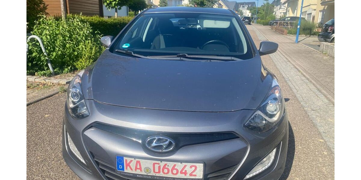 Hyundai i30 142.000 km 4.390 &euro; Ettlingen 76275