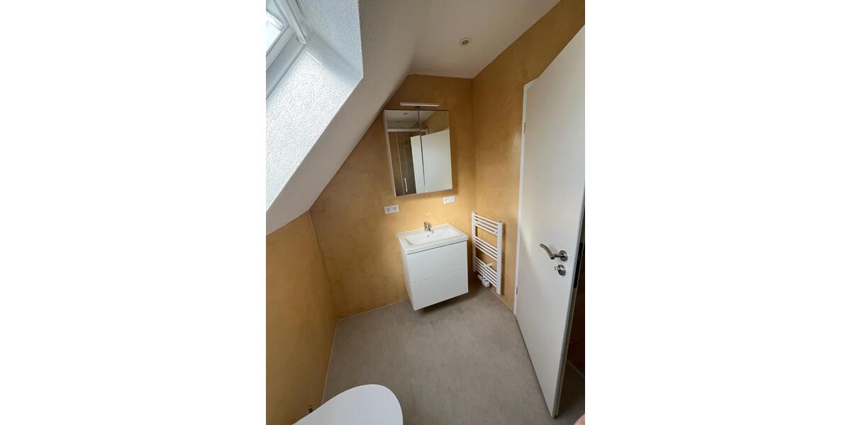 Dachgeschoßwohnung Magstadt - 1 Zimmer, 40 m&sup2;, 600&euro; | Angebot:26654947