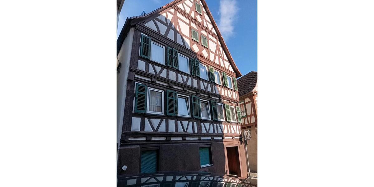 Einfamilienhaus Vaihingen an der Enz - 5 Zimmer, 140 m&sup2;, 159.000&euro; | Angebot:27112959