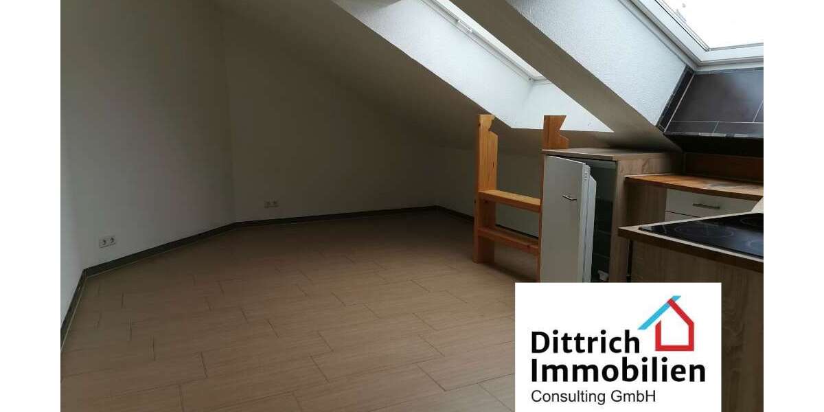 Etagenwohnung Pforzheim - 1 Zimmer, 20 m&sup2;, 300&euro; | Angebot:26894881