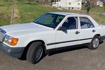 Mercedes-Benz E 250 386.000 km 4.700 &euro; Bad Herrenalb 76332