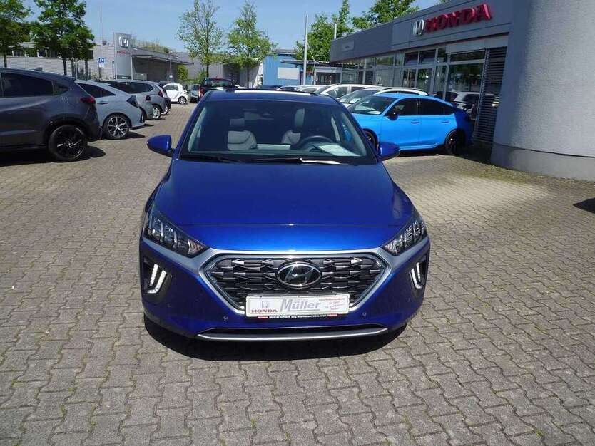 IONIQ
