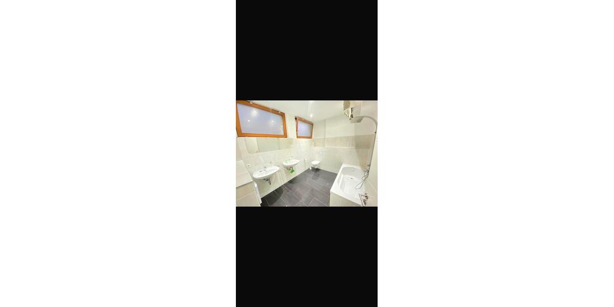 Etagenwohnung Niefern-Öschelbronn Öschelbronn - 5 Zimmer, 130 m&sup2;, 270.000&euro; | Angebot:27130032