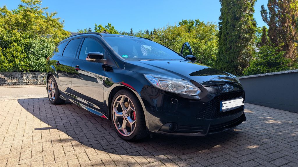 Ford Focus 225.000 km 6.490 &euro; Wildberg 72218