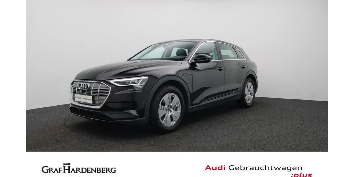 Audi e-tron 55.733 km 27.880 &euro; Karlsruhe 76131