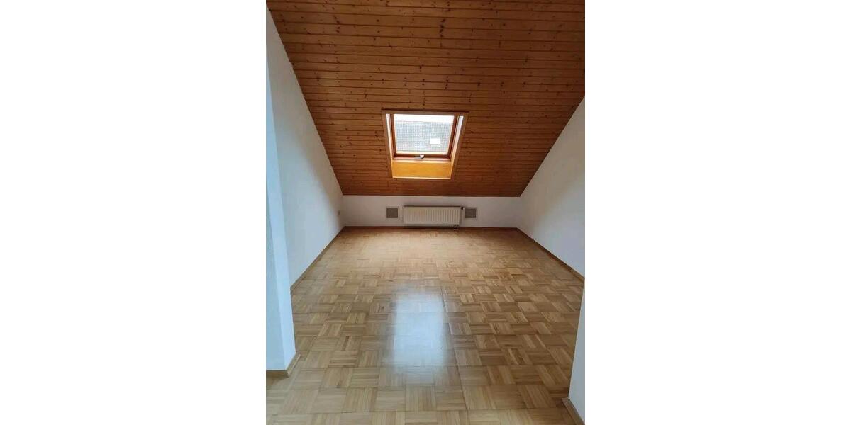 Dachgeschoßwohnung Karlsruhe Grötzingen - 3.5 Zimmer, 100 m&sup2;, 1.485&euro; | Angebot:26605044