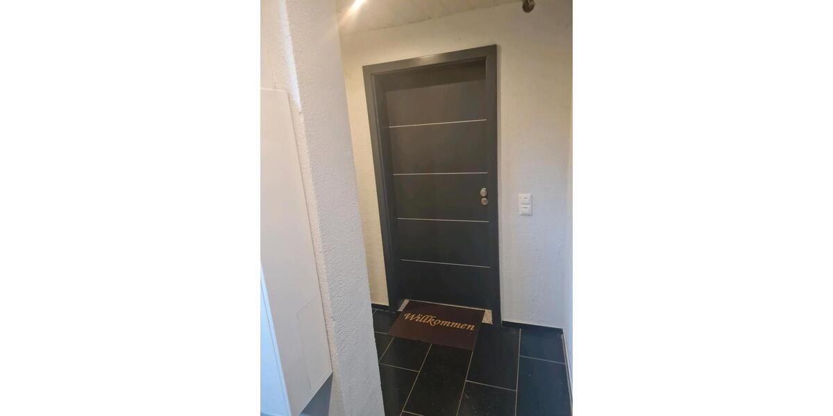 Etagenwohnung Ettlingen - 2 Zimmer, 65 m&sup2;, 1.000&euro; | Angebot:26460082
