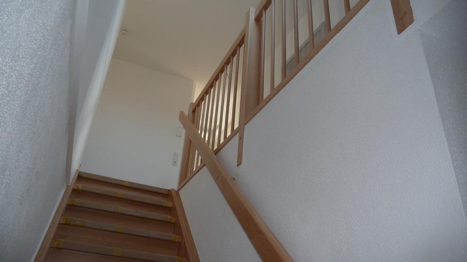 Dachgeschoßwohnung Sachsenheim - 3 Zimmer, 83 m&sup2;, 900&euro; | Angebot:26665997