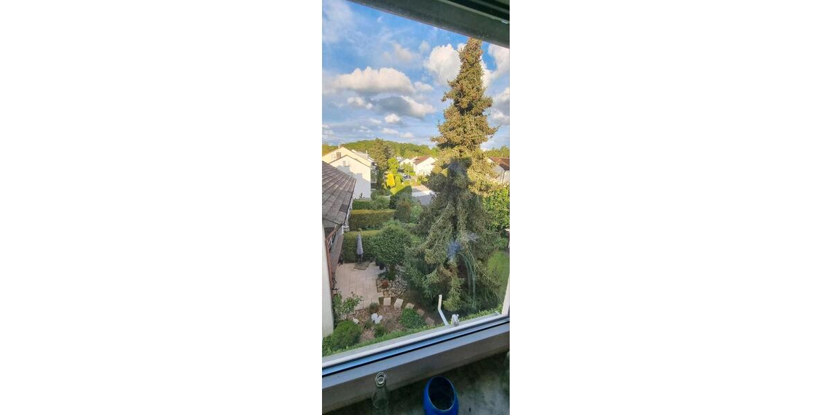 Dachgeschoßwohnung Leonberg - 2 Zimmer, 45 m&sup2;, 165.000&euro; | Angebot:26757860