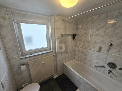 PERFEKTER SCHNITT IN EINEM SEHR GEPFLEGTEN HAUS 2 zimmer