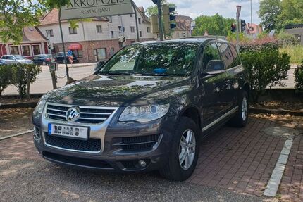 VW Touareg 95.000 km 15.000 &euro; Pforzheim 75181
