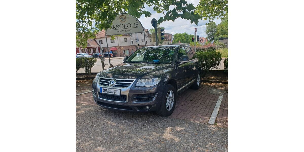 VW Touareg 95.000 km 15.000 &euro; Pforzheim 75181