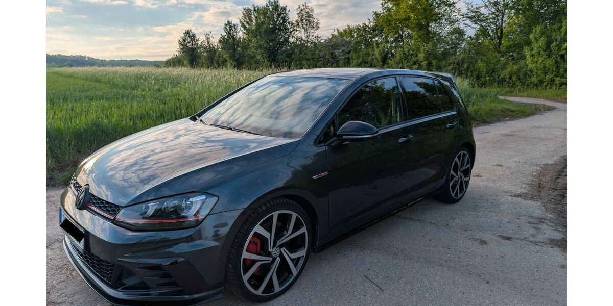 VW Golf 108.000 km 21.500 &euro; Mühlacker 75417