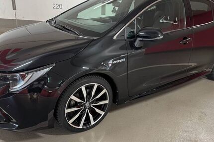 Toyota Corolla 20.000 km 22.300 &euro; Pforzheim 75181