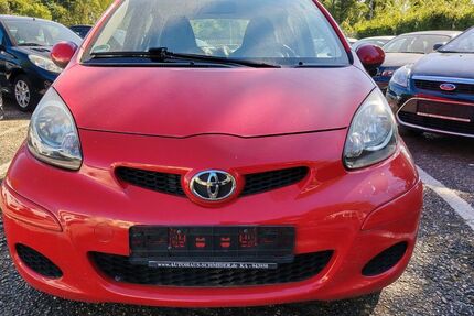 Toyota Aygo (X) 146.015 km 3.300 &euro; Karlsruhe 76137