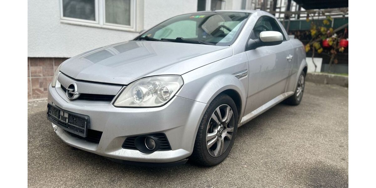 Opel Tigra 230.000 km 900 &euro; Sindelfingen 71063